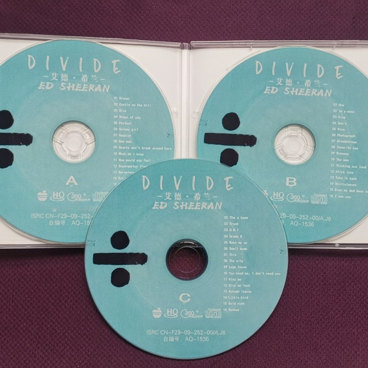 Ed Sheeran Divide - Iconic Bri - đánh giá và giá Photograph Ed