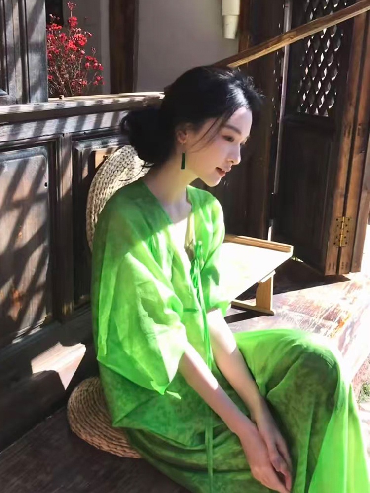 New Chinese Style Loose V-Neck - đánh giá và giá Photography Zen